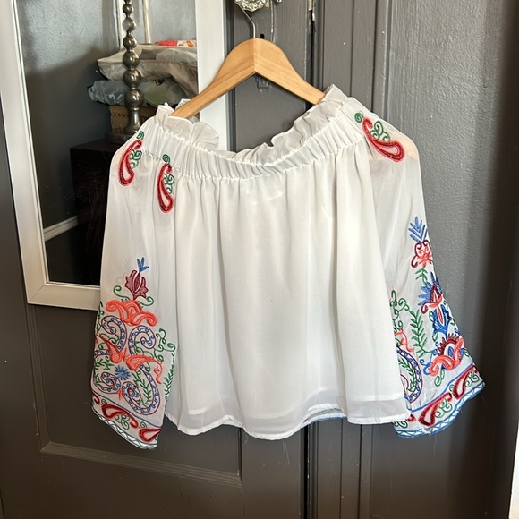 misskoo paris embroidered top size medium - Picture 6 of 6